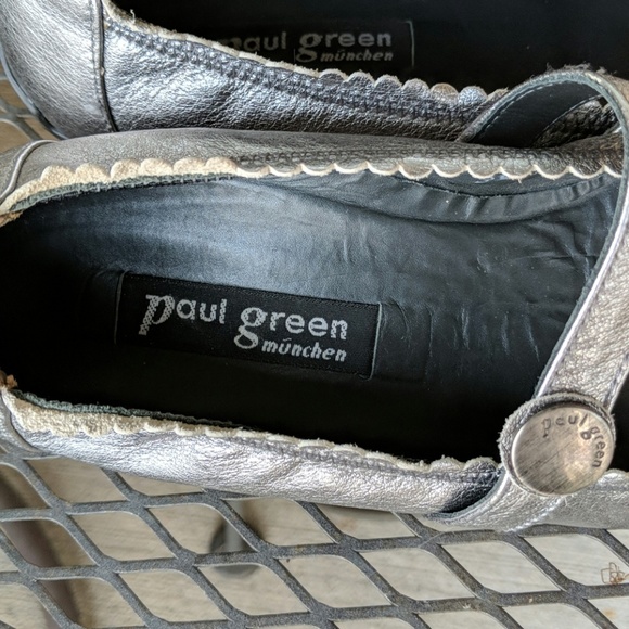 Paul Green Silver Patent Flats Size 6/ 3.5… - Picture 6 of 8